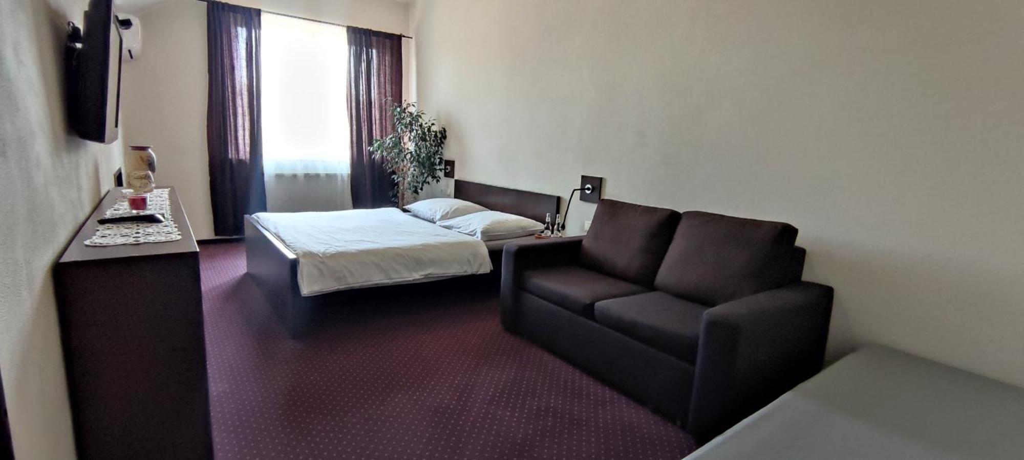 Rancho Colorado Villa Trzciel Ngoại thất bức ảnh